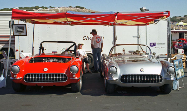 (99-26-20) 1956 Chevrolet Corvette.jpg